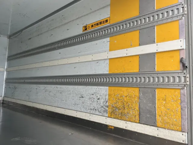 いすゞ エルフ TKG-NPR85YN(2WD)の写真13