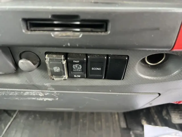 いすゞ エルフ TKG-NPR85YN(2WD)の写真36