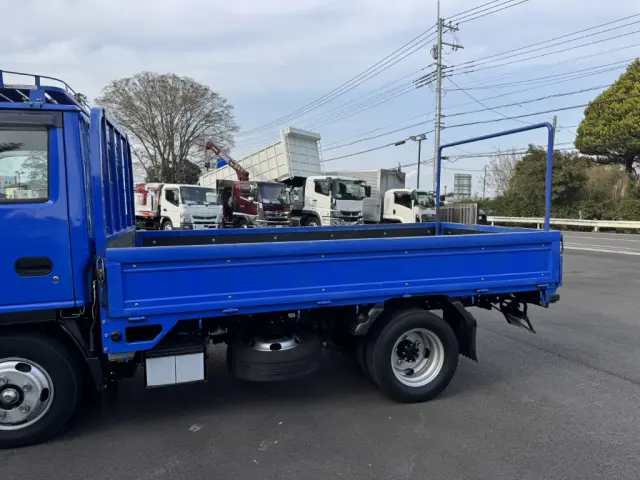 いすゞ エルフ TPG-NJR85A(2WD)の写真7