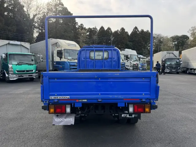 いすゞ エルフ TPG-NJR85A(2WD)の写真8