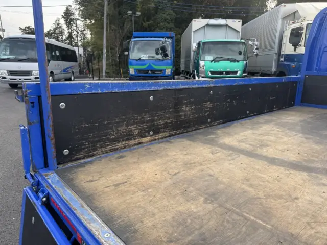 いすゞ エルフ TPG-NJR85A(2WD)の写真10