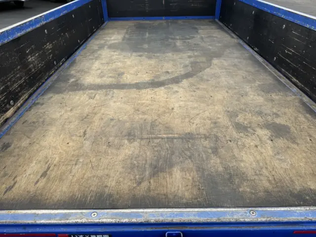 いすゞ エルフ TPG-NJR85A(2WD)の写真12