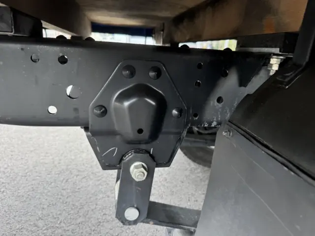 いすゞ エルフ TPG-NJR85A(2WD)の写真15