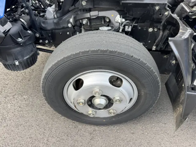 いすゞ エルフ TPG-NJR85A(2WD)の写真33