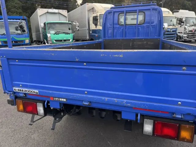 いすゞ エルフ TPG-NJR85A(2WD)の写真41