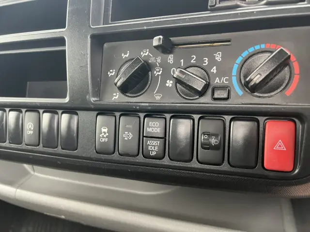 日野 デュトロ 2RG-XZU710M(2WD)の写真26