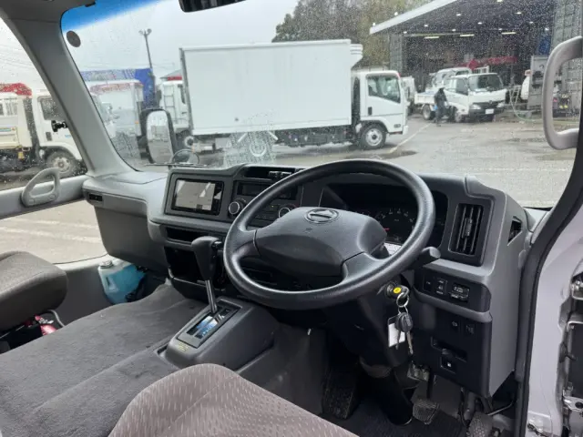 日野 リエッセⅡ SKG-XZB70M(未入力/関係無)の写真27