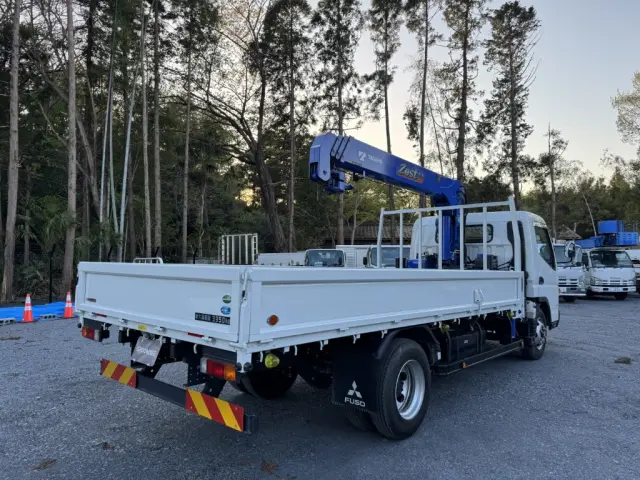 三菱 キャンター 2PG-FEB80(2WD)の写真3