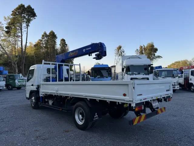 三菱 キャンター 2PG-FEB80(2WD)の写真4