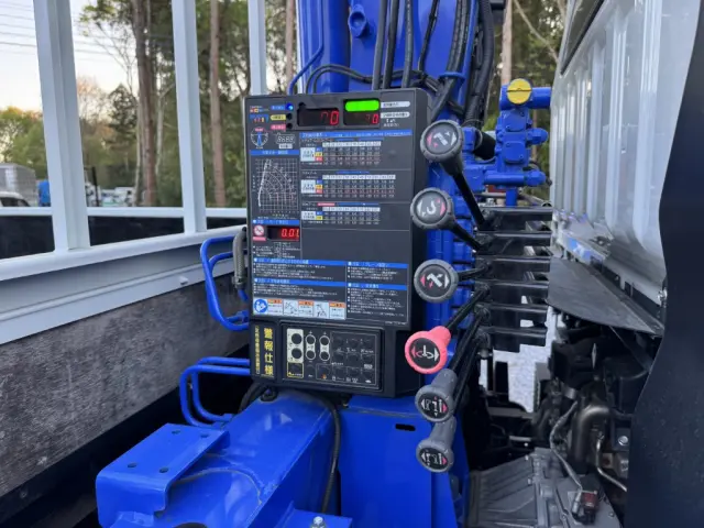 三菱 キャンター 2PG-FEB80(2WD)の写真21