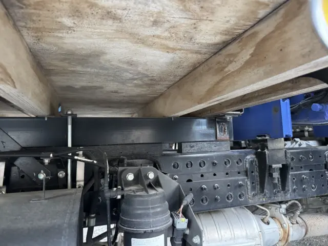 三菱 キャンター 2PG-FEB80(2WD)の写真23