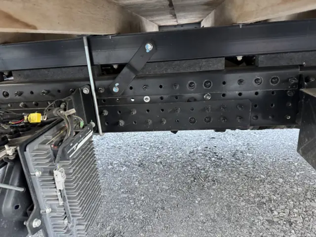 三菱 キャンター 2PG-FEB80(2WD)の写真24