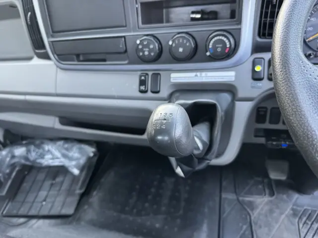 三菱 キャンター 2PG-FEB80(2WD)の写真34