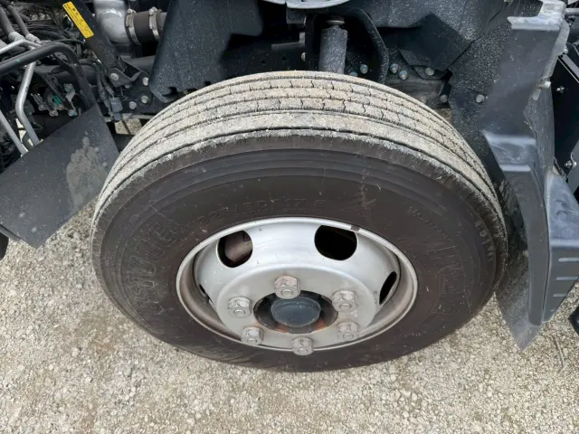 三菱 キャンター 2PG-FEB80(2WD)の写真44