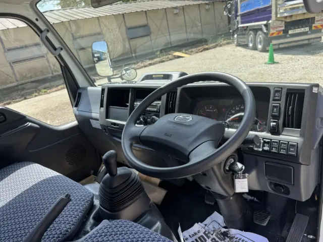 マツダ タイタン 2RG-LKR88R(2WD)の写真32