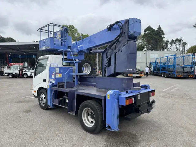 日野 デュトロ SKG-XZU600E(2WD)の写真5