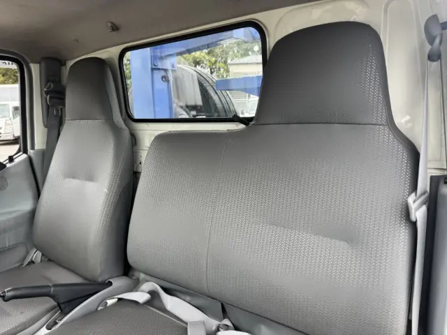 日野 デュトロ SKG-XZU600E(2WD)の写真32