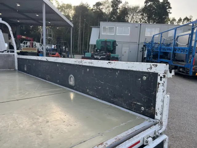 いすゞ エルフ TPG-NKR85AR(2WD)の写真11