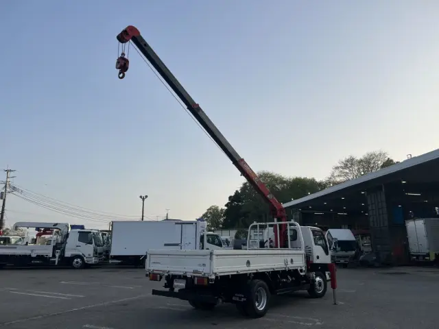 いすゞ エルフ TPG-NKR85AR(2WD)の写真15