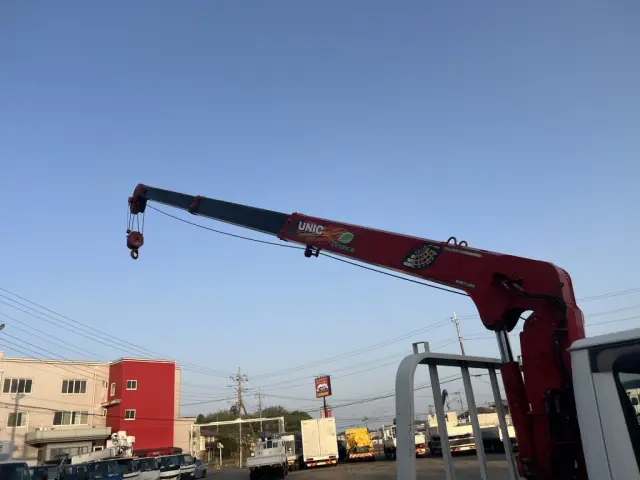 いすゞ エルフ TPG-NKR85AR(2WD)の写真16