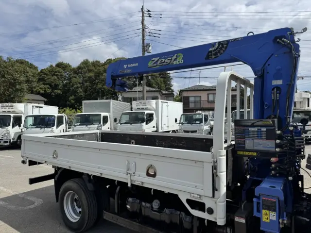 いすゞ エルフ TPG-NKR85AR(2WD)の写真7