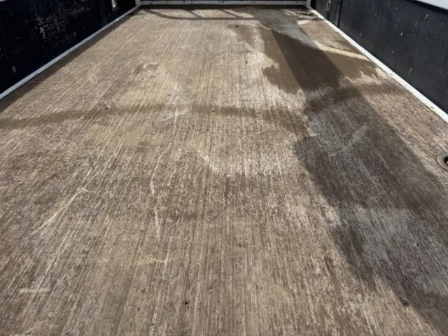 いすゞ エルフ TPG-NKR85AR(2WD)の写真12