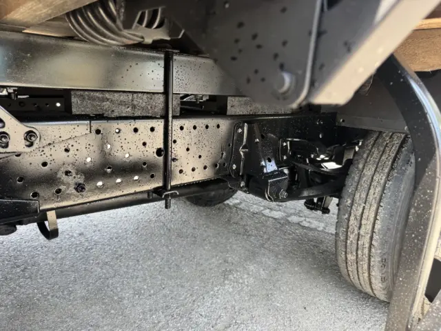 いすゞ エルフ TPG-NKR85AR(2WD)の写真25