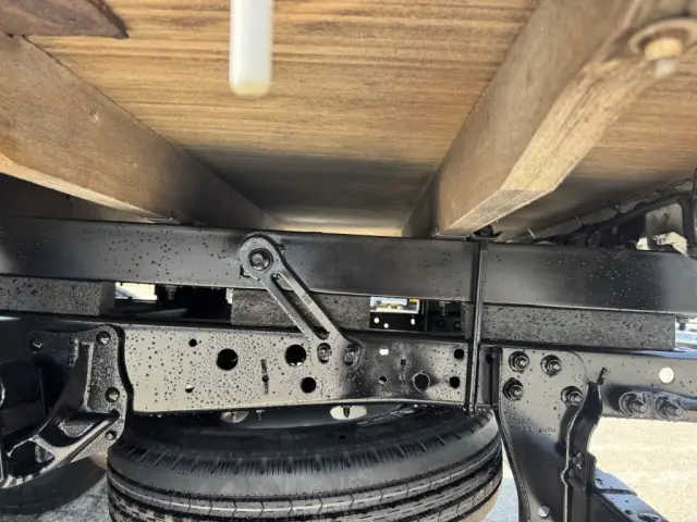 いすゞ エルフ TPG-NKR85AR(2WD)の写真27