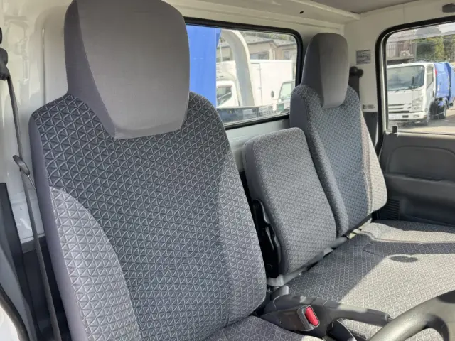 いすゞ エルフ TPG-NKR85AR(2WD)の写真30