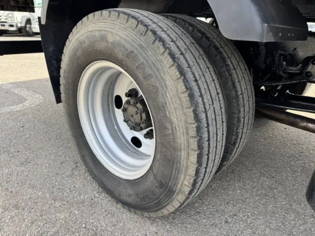 いすゞ エルフ TPG-NKR85AR(2WD)の写真47