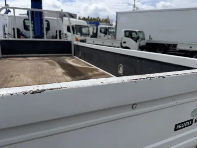 いすゞ エルフ TPG-NKR85AR(2WD)の写真50