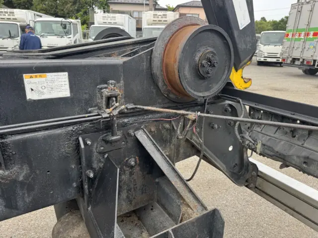 日野 プロフィア PK-FS1EWWA(6x4)の写真19
