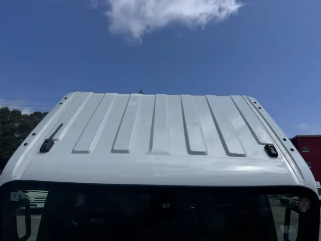いすゞ エルフ 2TG-NJR88AF(2WD)の写真38