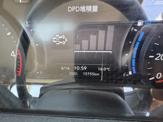 いすゞ エルフ 2TG-NJR88AF(2WD)の写真23
