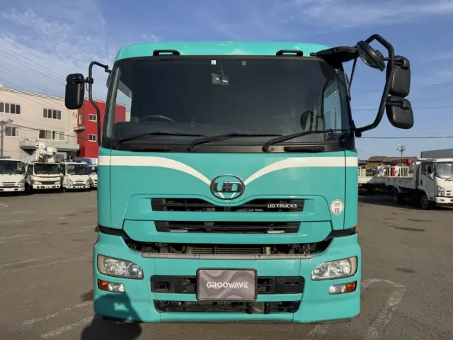 UD クオン QKG-CD5ZA(6x2)の写真5