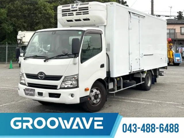 日野 デュトロ TKG-XZU722M(2WD)の写真1