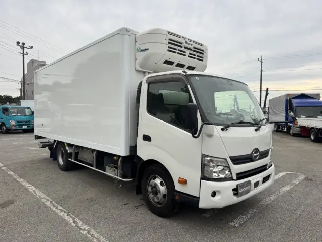 日野 デュトロ TKG-XZU722M(2WD)の写真2