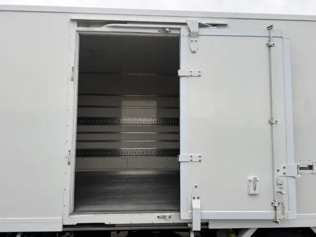 日野 デュトロ TKG-XZU722M(2WD)の写真8