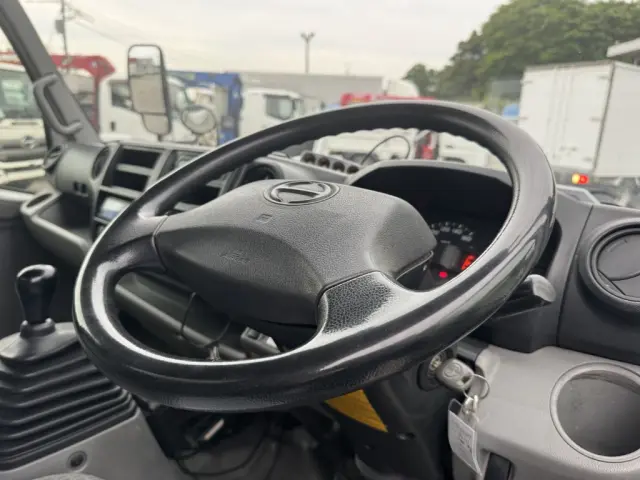 日野 デュトロ TKG-XZU722M(2WD)の写真31