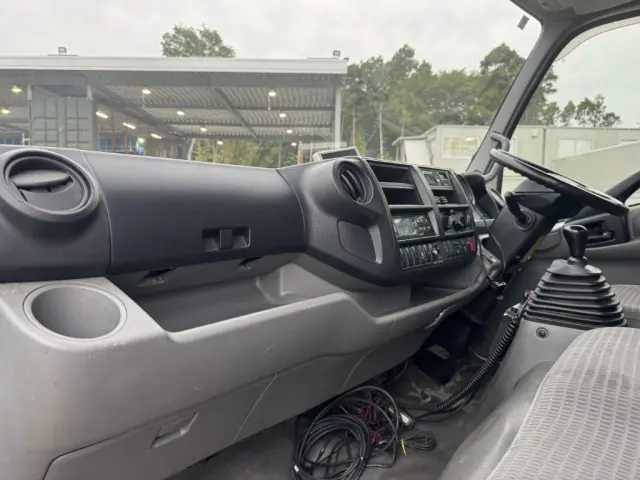 日野 デュトロ TKG-XZU722M(2WD)の写真37