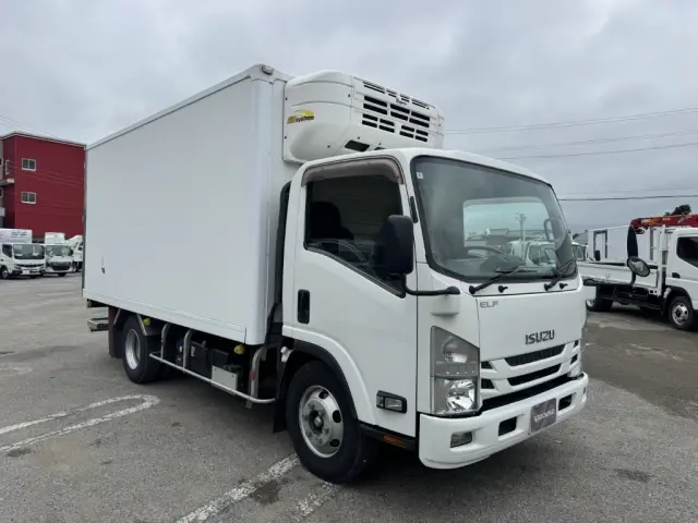 いすゞ エルフ 2RG-NPR88YN(2WD)の写真3