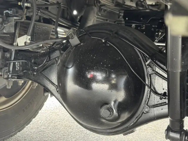 いすゞ エルフ 2RG-NPR88YN(2WD)の写真28