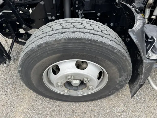 いすゞ エルフ 2RG-NPR88YN(2WD)の写真46