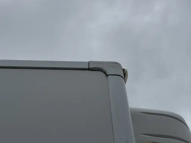 いすゞ エルフ 2RG-NPR88YN(2WD)の写真50