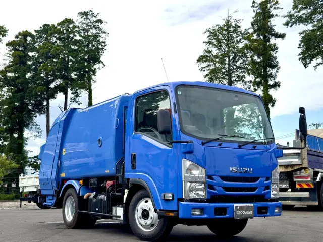 いすゞ エルフ TPG-NMR85AN(2WD)の写真3