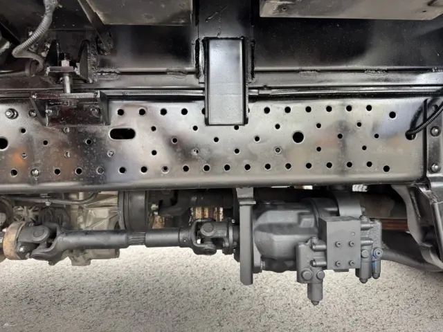 いすゞ エルフ TPG-NMR85AN(2WD)の写真24