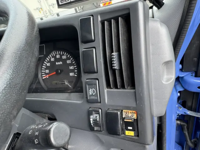 いすゞ エルフ TPG-NMR85AN(2WD)の写真34