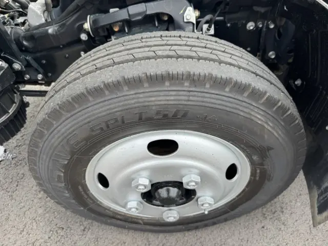 いすゞ エルフ TPG-NMR85AN(2WD)の写真44
