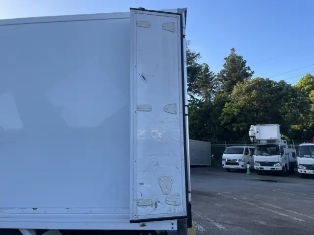 日野 デュトロ TPG-XZU712M(2WD)の写真19