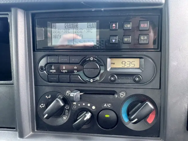 いすゞ エルフ TKG-NPR85YN(2WD)の写真35